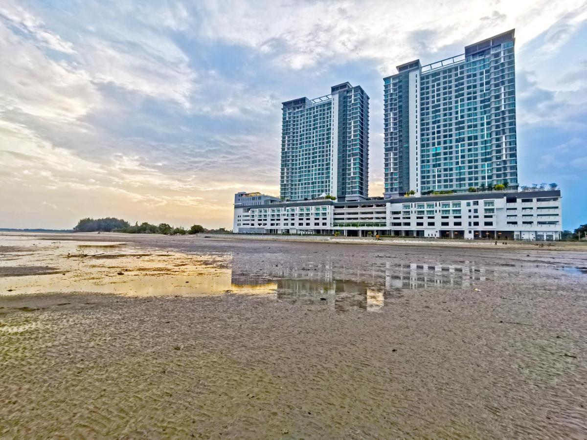 Aisi3 Studio Seaview At Tanjung Lumpur Kuantan Exterior photo